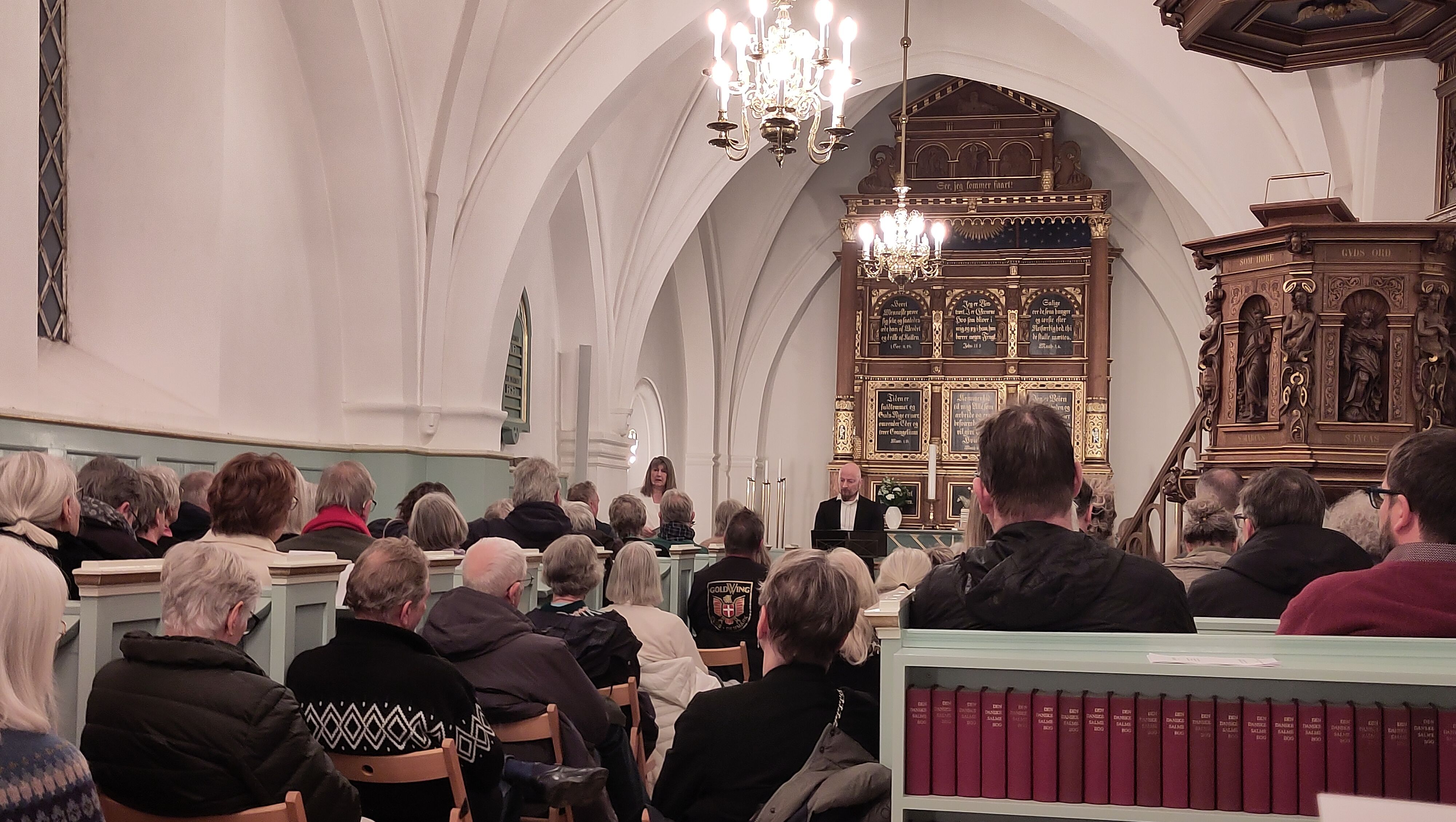 Trinitykoret i kirken til pinse